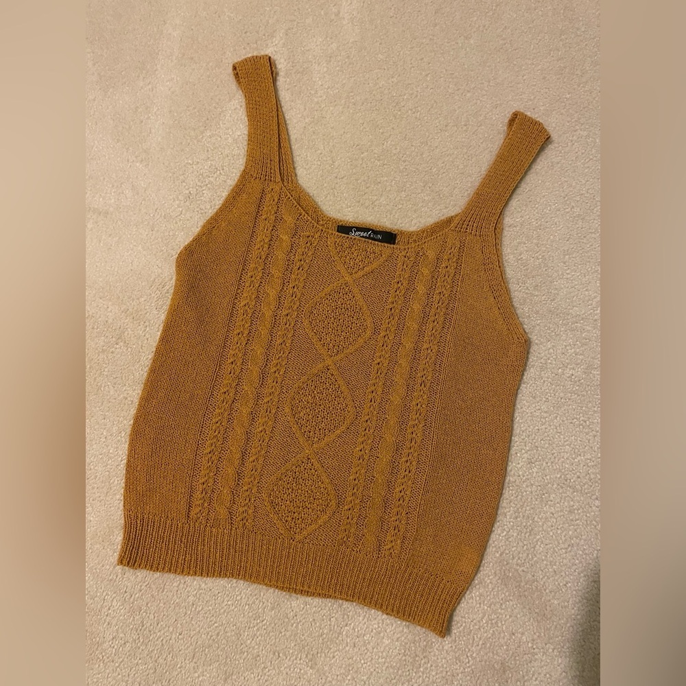 Sweet Rain junior cropped sweater tank top-large like new